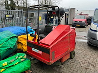 Rcm r.900.ssa zelfrijdende veegmachine - afbeelding 1 van  14