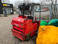 Rcm r.900.ssa zelfrijdende veegmachine - afbeelding 11 van  14