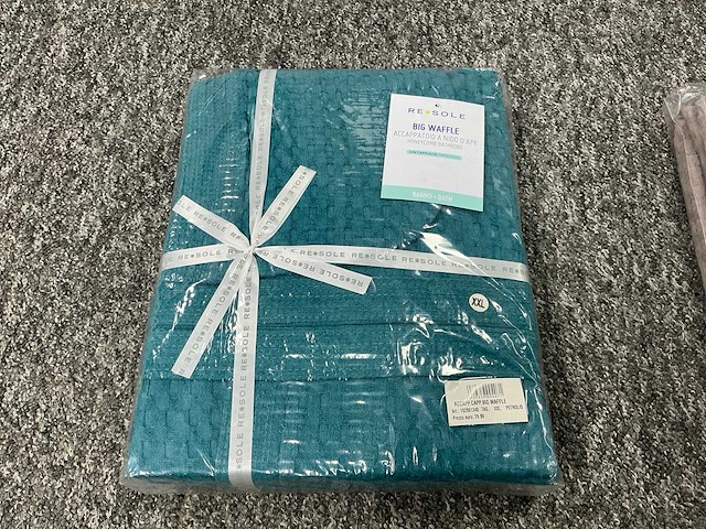 Re sole - big waffle with hood - badjas (48x) - afbeelding 7 van  15