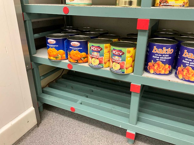 Rea kunststof stelling met inhoud - afbeelding 2 van  5