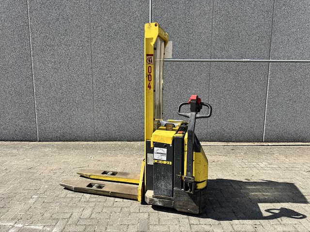 Reach pallettruck, jungheinrich, ejc125, geel, elektrisch - afbeelding 1 van  9