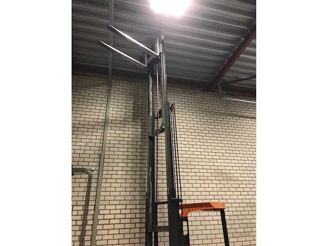 Reachtruck, bt, rre160m, oranje, 2011 - afbeelding 2 van  14