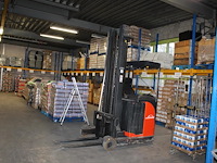 Reachtruck linde r14s. bouwjaar 2009. hefhoogte 669,5 cm. heflast 1400 kg. doorrijhoogte 293 cm. afgelezen ...