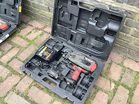 Rebartier rb398 betonvlechtmachine - afbeelding 4 van  4