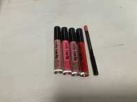 Rebel kiss - lip cosmetics (1377x) - afbeelding 2 van  5