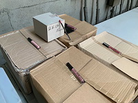 Rebel kiss - lip cosmetics (1430x) - afbeelding 5 van  5