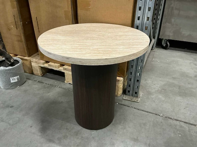 Rebellenclub kaloria salontafel mokka/travertin d50xh50cm - afbeelding 1 van  4