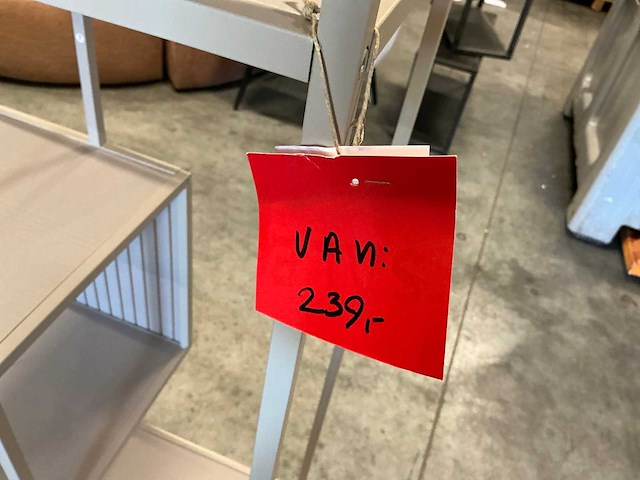 Rebellenclub mando open vakkenkast greige 77x35xh185cm - afbeelding 3 van  4