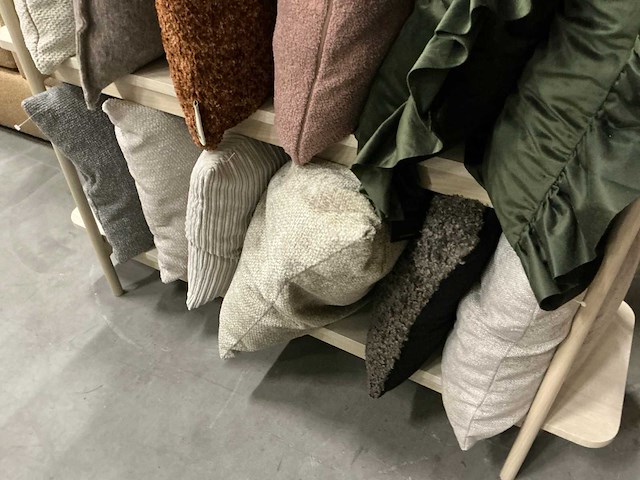 Rebellenclub/mellimello/dutchdecor/housenordic/etc sierkussens&hoezen (35x) - afbeelding 13 van  14