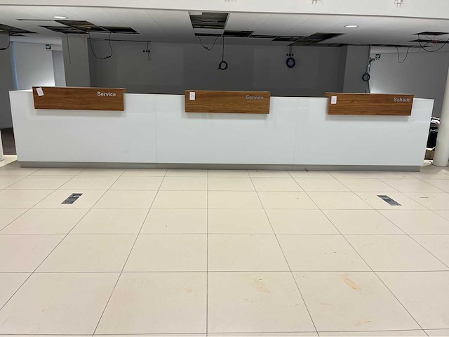 Receptie- en baliemeubel (2x) - afbeelding 1 van  6