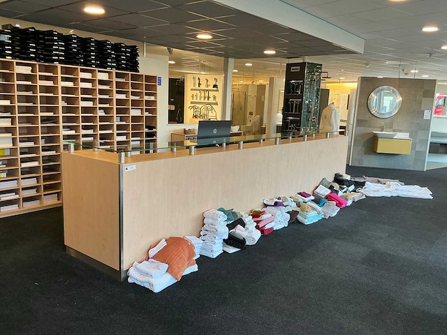 Receptie- en baliemeubel - afbeelding 1 van  11