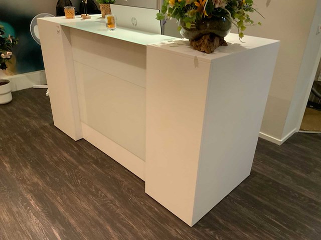 Receptie- en baliemeubel - afbeelding 1 van  6