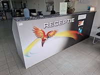 Receptie balieopstelling - afbeelding 1 van  13