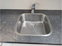 Rechte keuken met franke gootsteen en grohe kraan - afbeelding 8 van  10