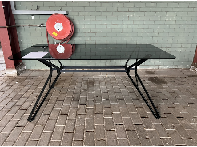 Rechthoekige, glazen eettafel polspotten - afbeelding 2 van  6