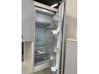 Rechtopgestelde showroomkeuken zonder werkblad - afbeelding 3 van  13