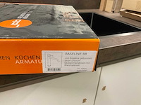 Rechtopgestelde showroomkeuken - afbeelding 2 van  17