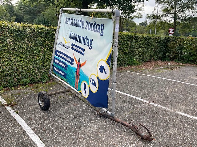 Reclame aanhangwagen - afbeelding 2 van  7
