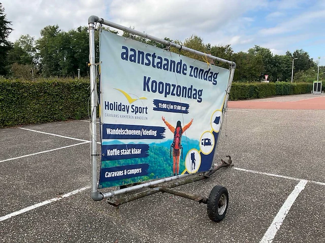 Reclame aanhangwagen - afbeelding 3 van  7