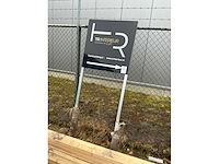 Reclame bord - afbeelding 4 van  4