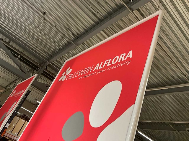 Reclame frame (3x) - afbeelding 7 van  9