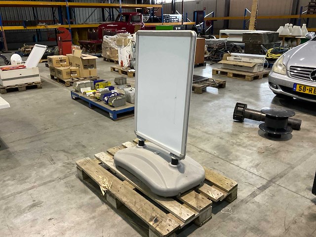 Reclame zuil - afbeelding 1 van  5