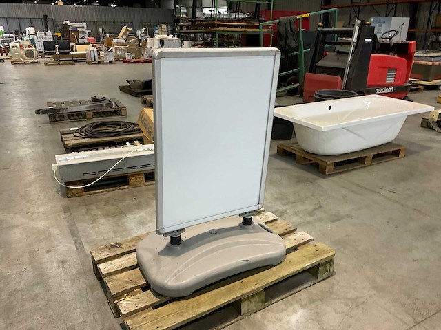 Reclame zuil - afbeelding 2 van  5