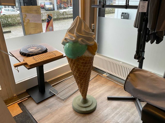 Reclameborden, wanddecoratie, ijshoorn reclame - afbeelding 7 van  8