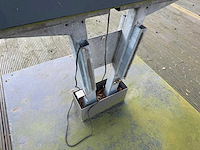 Reclamezuil met monitor - afbeelding 6 van  10