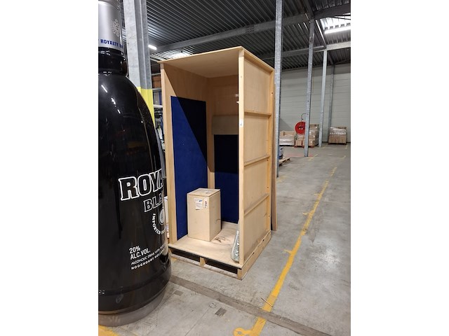 Reclamezuil 'royalty black' - afbeelding 4 van  4