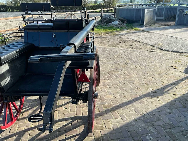 Recreatie rijtuig - afbeelding 8 van  17