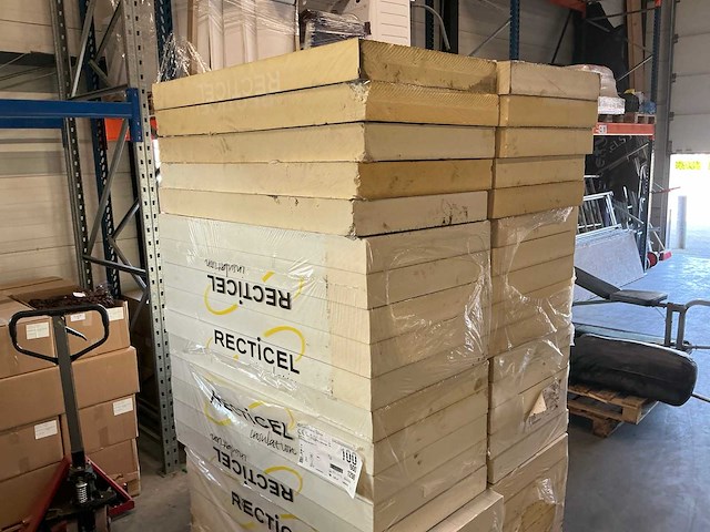 Recticel insulation (40x) - afbeelding 1 van  3