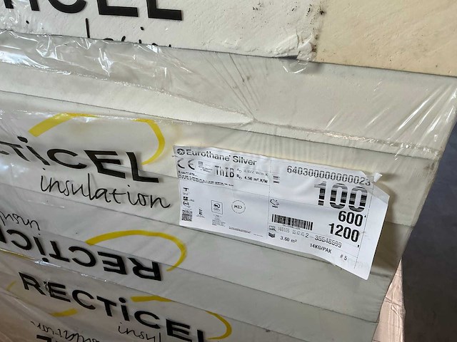 Recticel insulation (40x) - afbeelding 3 van  3