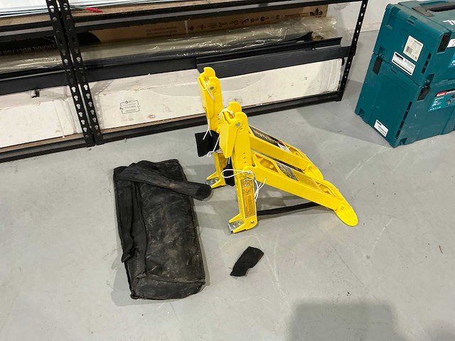 Rectorseal mighty bracket airco montagehulp - afbeelding 1 van  3