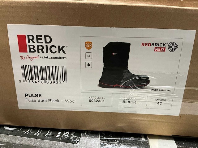 Red brick pulse boot black maat 43 werklaarzen - afbeelding 4 van  4