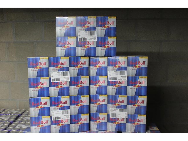 Red bull 120 blikken verpakt per vier met tht 1-2027. bod is inclusief 18,00 euro statiegeldwaarde - afbeelding 1 van  1