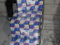 Red bull 240 blikken verpakt per vier met tht 1-2027. bod is inclusief 36,00 euro statiegeldwaarde - afbeelding 2 van  2