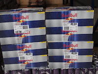 Red bull 96 blikken verpakt per twaalf met tht 6-2026. bod is inclusief 14,40 euro statiegeldwaarde - afbeelding 1 van  1