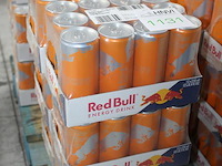 Red bull apricot 72 blikken met tht 9-2026. bod is inclusief 10,80 euro statiegeldwaarde - afbeelding 2 van  2