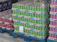 Red bull green edition curuba 1452 blikken met tht 4-2026.bod is inclusief 217,80 euro statiegeldwaarde - afbeelding 1 van  2