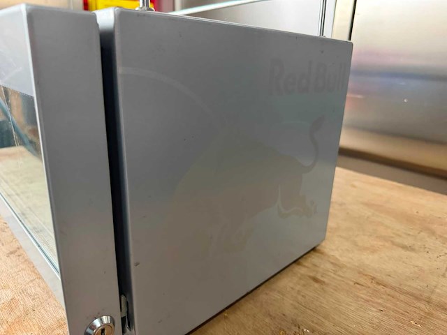 Red bull koelkast - afbeelding 3 van  3
