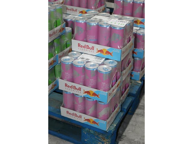 Red bull pink edition bosvruchten 60 blikken met tht 6-2026. bod is inclusief 9,00 euro statiegeldwaarde - afbeelding 2 van  2