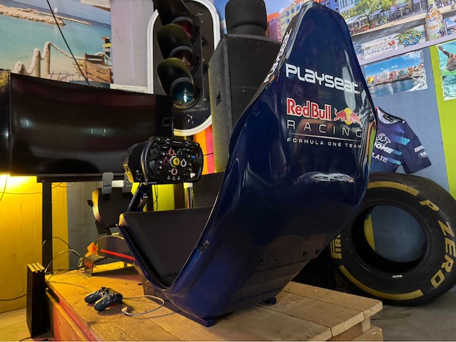 Red bull play seat - afbeelding 8 van  16