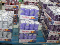 Red bull purple edition 72 blikken. tht 6-26.