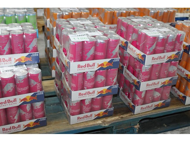 Red bull summer edition witte persik 72 blikken met tht 3-2026. bod is inclusief 10,80 euro statiegeldwaarde - afbeelding 1 van  2