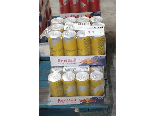 Red bull tropical 36 blikken met tht 7-2026. bod is inclusief 5,40 euro statiegeld - afbeelding 2 van  2
