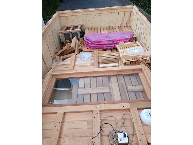 Red canadian cedar barrel sauna (6 personen) - afbeelding 6 van  18