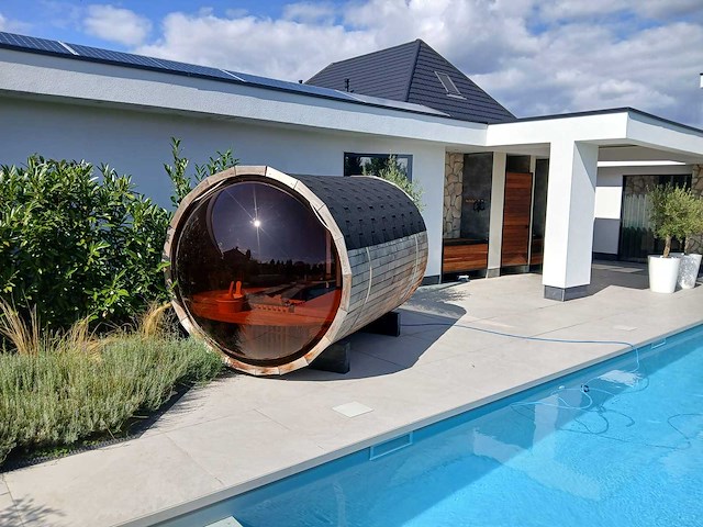 Red canadian cedar barrel sauna (6 personen) - afbeelding 1 van  21