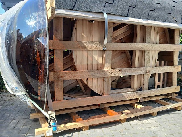 Red canadian cedar barrel sauna (6 personen) - afbeelding 20 van  21