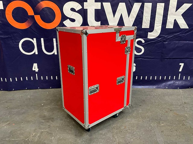 Red flightcase - afbeelding 6 van  10